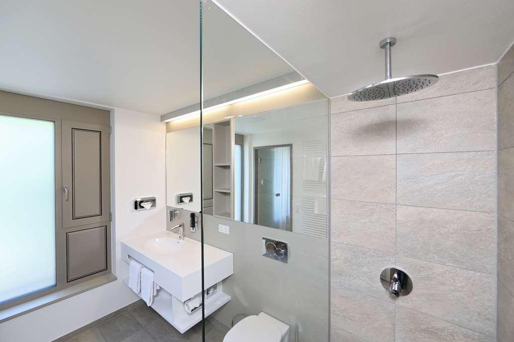 Hotel Goldenes Rad Ulm Bagian luar foto