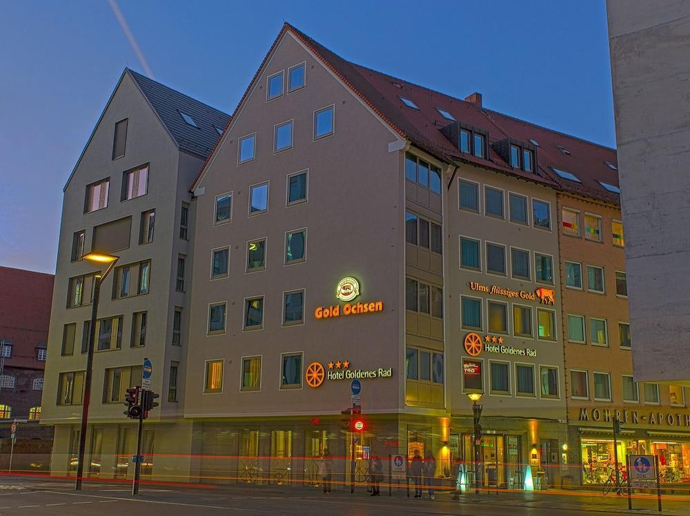 Hotel Goldenes Rad Ulm Bagian luar foto